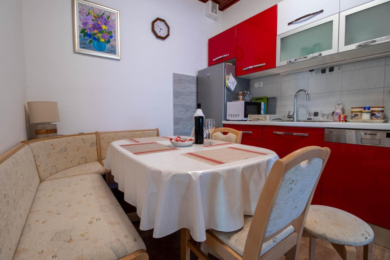 Drniš Apartman Ivan מראה חיצוני תמונה