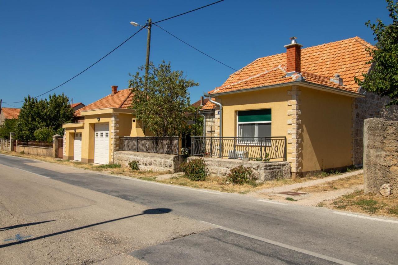 Drniš Apartman Ivan מראה חיצוני תמונה